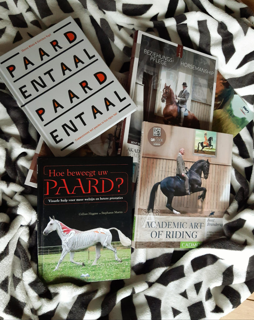 leerzame boeken over paarden